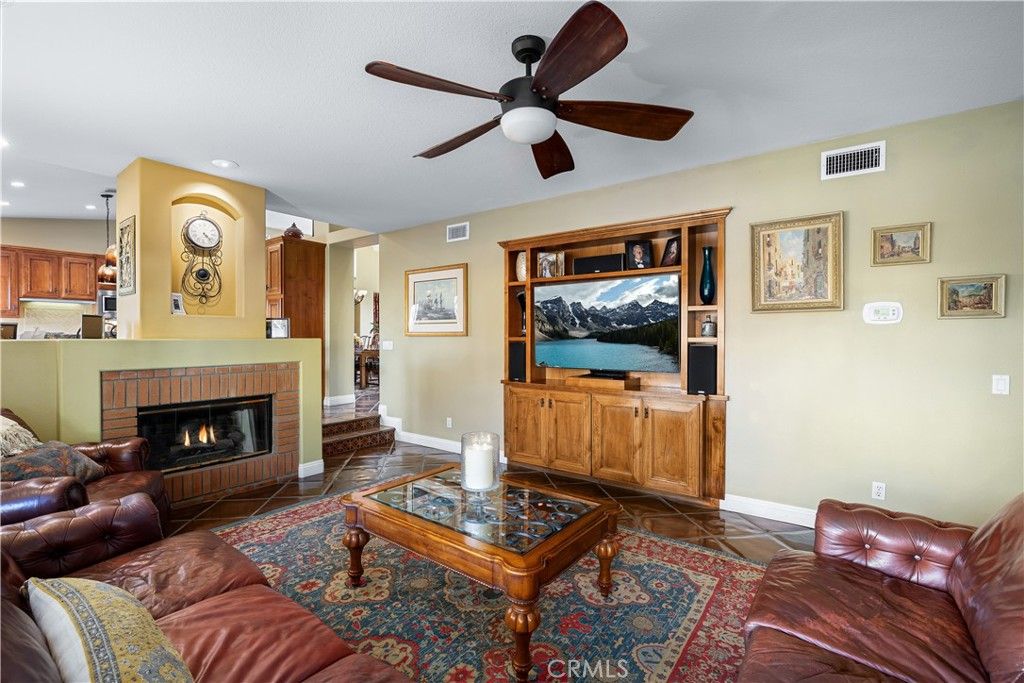 Image 23 of property listing at 5376 Edgewood Drive, La Verne, CA 91750