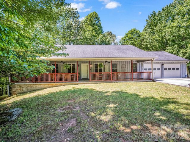 144 Old Homeplace Lane, Mills River, NC 28759