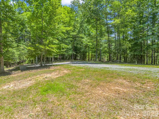 144 Old Homeplace Lane, Mills River, NC 28759