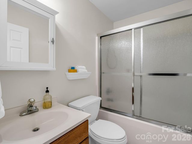 144 Old Homeplace Lane, Mills River, NC 28759
