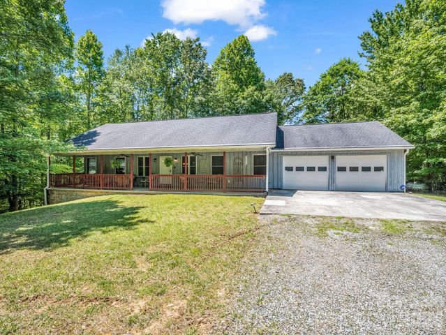 144 Old Homeplace Lane, Mills River, NC 28759