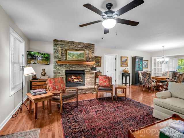 144 Old Homeplace Lane, Mills River, NC 28759