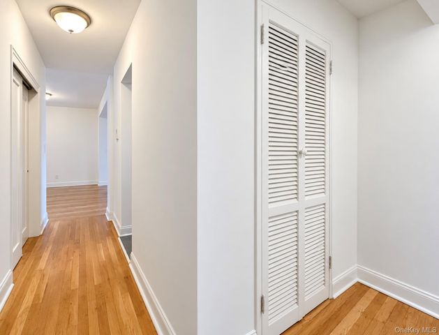 440 Warburton Avenu Avenue 4J, Yonkers, NY 10701