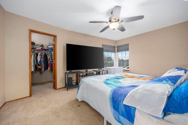 4209 W John Day Place, Kennewick, WA 99336