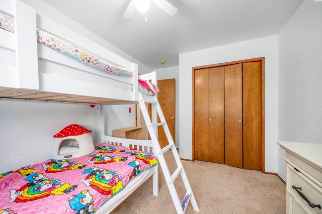 4209 W John Day Place, Kennewick, WA 99336