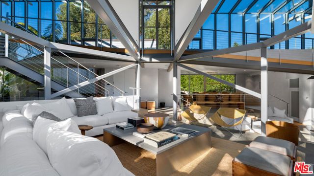 28827 Grayfox Street, Malibu, CA 90265