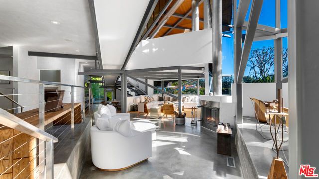 28827 Grayfox Street, Malibu, CA 90265