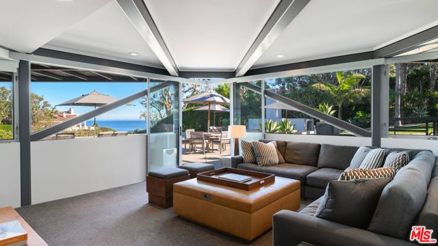 28827 Grayfox Street, Malibu, CA 90265