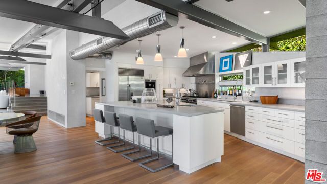 28827 Grayfox Street, Malibu, CA 90265