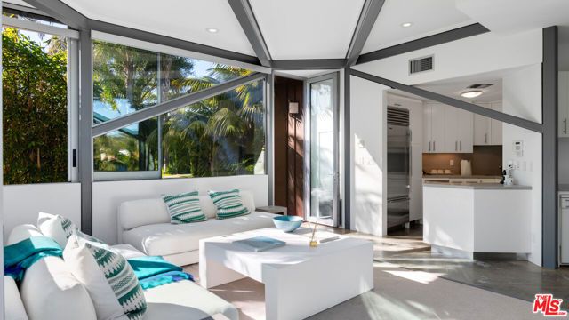 28827 Grayfox Street, Malibu, CA 90265