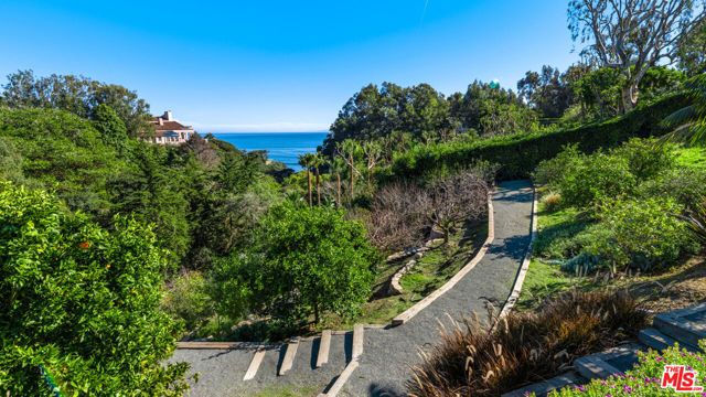 28827 Grayfox Street, Malibu, CA 90265