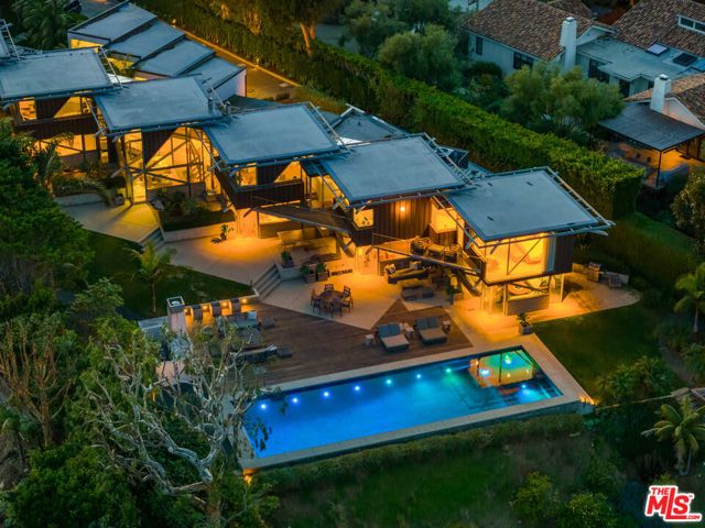 28827 Grayfox Street, Malibu, CA 90265