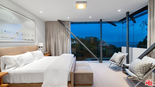 28827 Grayfox Street, Malibu, CA 90265