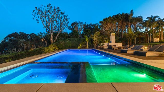 28827 Grayfox Street, Malibu, CA 90265