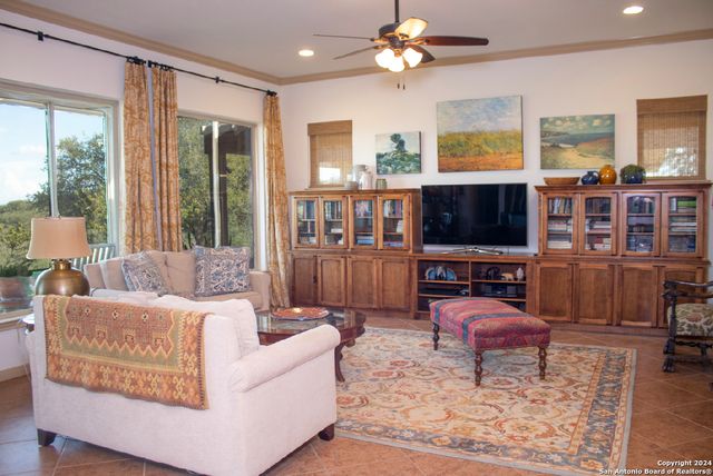 440 Pr 2321, Hondo, TX 78861