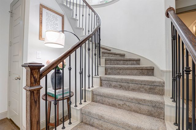 11490 Misty Ridge Drive, Flower Mound, TX 76262