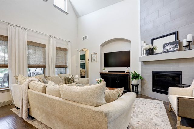 11490 Misty Ridge Drive, Flower Mound, TX 76262