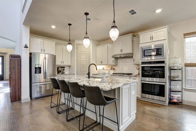 11490 Misty Ridge Drive, Flower Mound, TX 76262