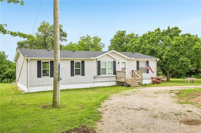 428 SW 850 Road, Chilhowee, MO 64733