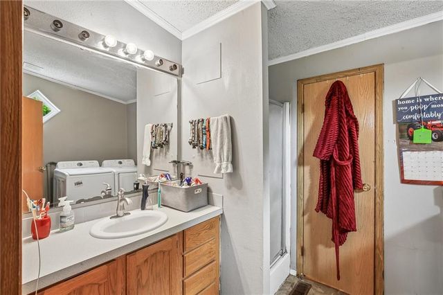 428 SW 850 Road, Chilhowee, MO 64733