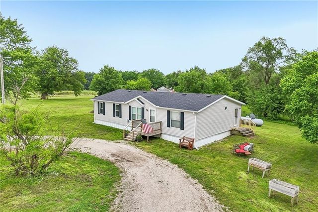 428 SW 850 Road, Chilhowee, MO 64733