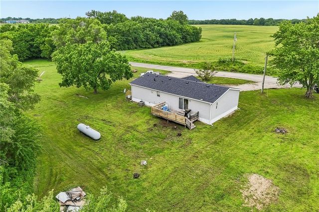 428 SW 850 Road, Chilhowee, MO 64733