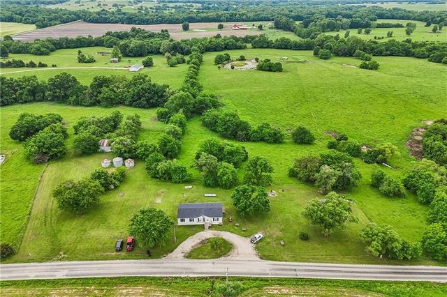 428 SW 850 Road, Chilhowee, MO 64733