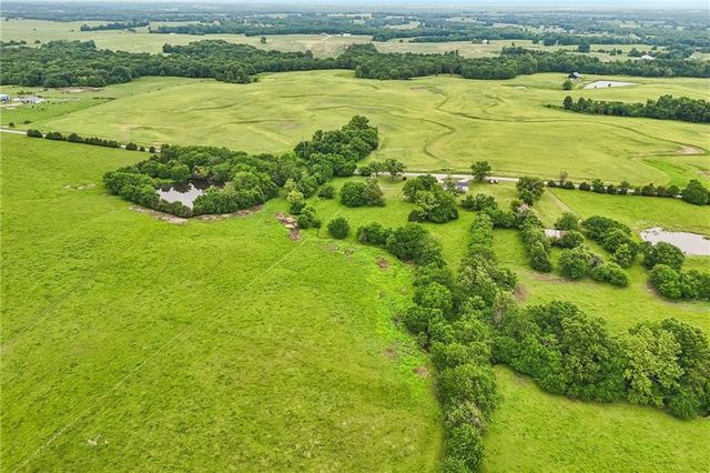 428 SW 850 Road, Chilhowee, MO 64733
