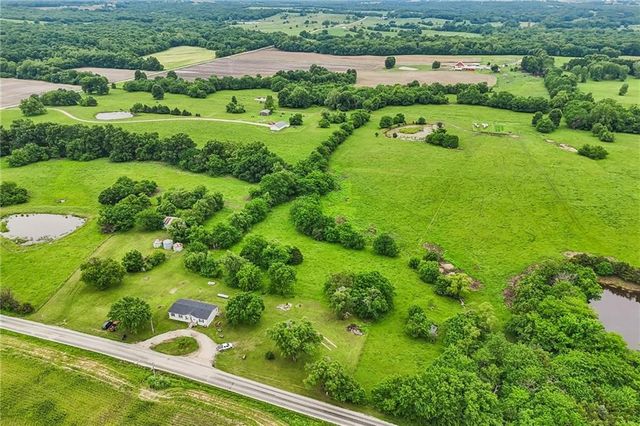 428 SW 850 Road, Chilhowee, MO 64733