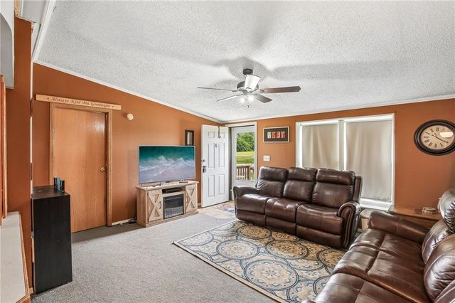 428 SW 850 Road, Chilhowee, MO 64733