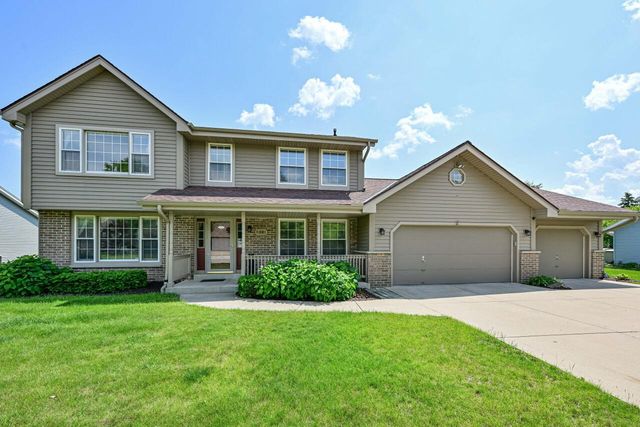 8521 W Lake Pointe DRIVE, Franklin, WI 53132