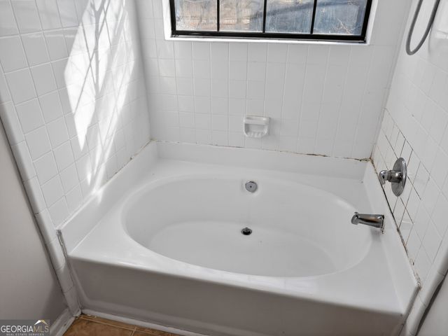 583 Tarragon Court SW, Atlanta, GA 30331