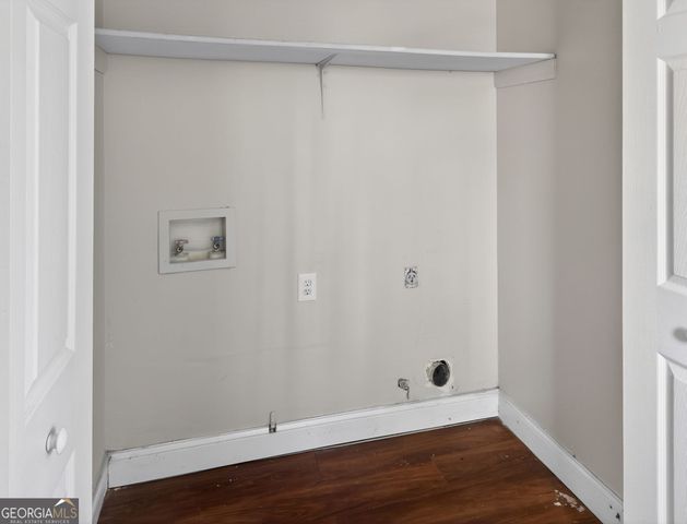 583 Tarragon Court SW, Atlanta, GA 30331