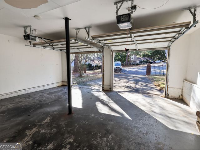 583 Tarragon Court SW, Atlanta, GA 30331