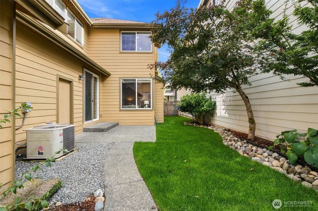 2117 NW Far Country Lane, Issaquah, WA 98027
