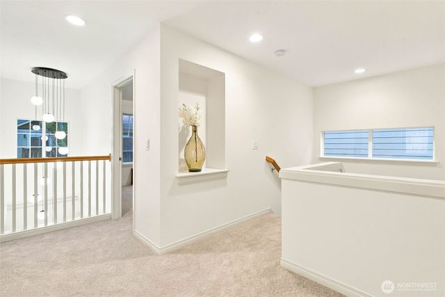 2117 NW Far Country Lane, Issaquah, WA 98027