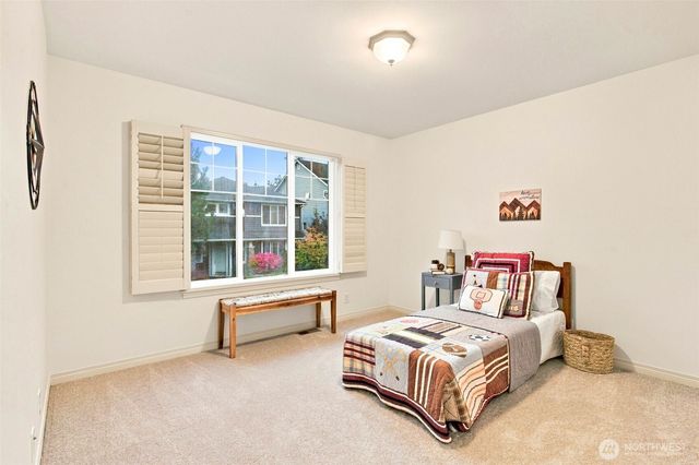 2117 NW Far Country Lane, Issaquah, WA 98027