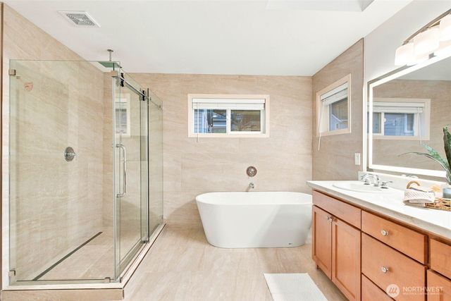 2117 NW Far Country Lane, Issaquah, WA 98027