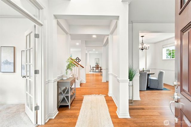 2117 NW Far Country Lane, Issaquah, WA 98027