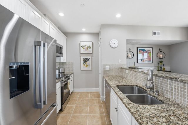 26350 Cat Tail Drive 302, Galveston, TX 77554