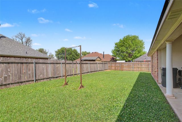 5062 Longstreet Place, Bossier City, LA 71112
