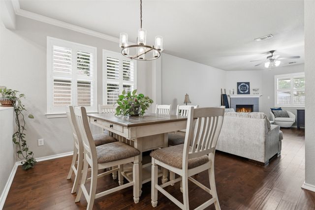 807 Huebner Way, Burleson, TX 76028