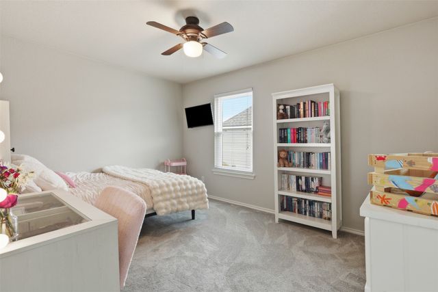 807 Huebner Way, Burleson, TX 76028