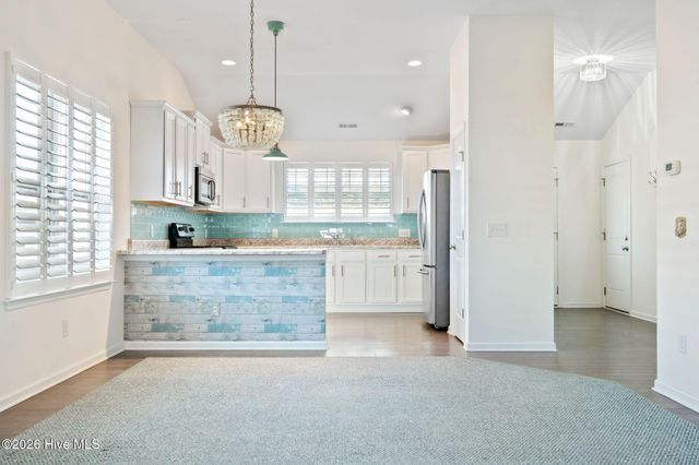 4238 Cherry Laurel Drive SE, Southport, NC 28461