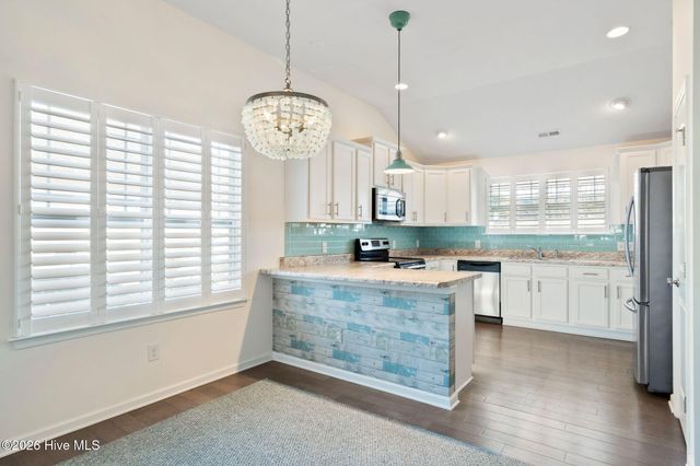 4238 Cherry Laurel Drive SE, Southport, NC 28461