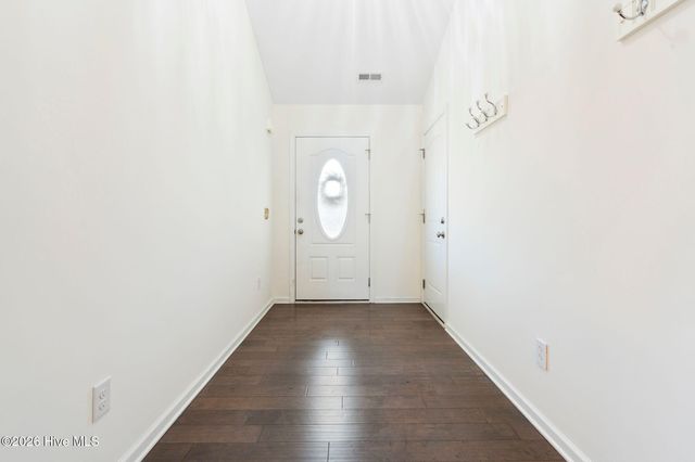 4238 Cherry Laurel Drive SE, Southport, NC 28461