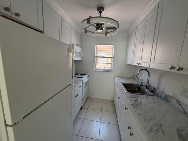 650 SW 2nd Avenue 248E, Boca Raton, FL 33432
