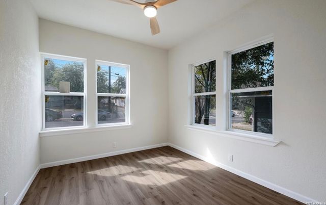 735 Gulf, San Antonio, TX 78202