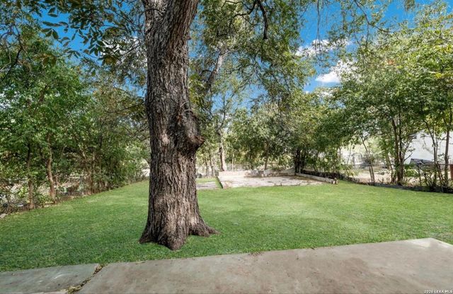 735 Gulf, San Antonio, TX 78202
