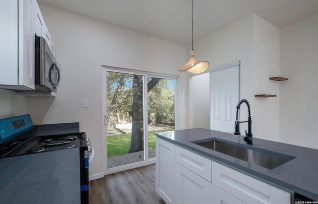 735 Gulf, San Antonio, TX 78202